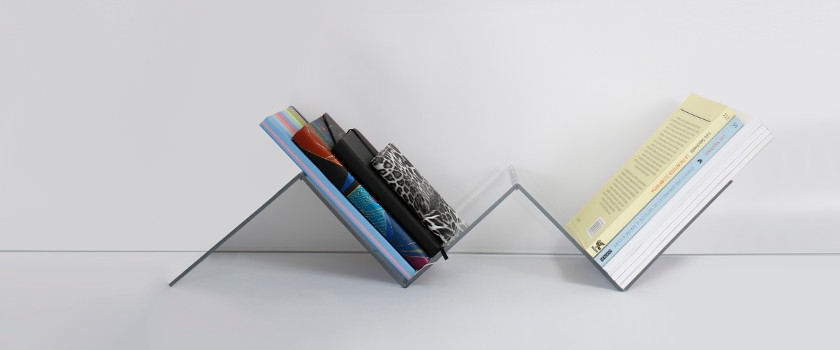 libreria in plexiglass